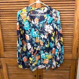 Fun cotton floral blouse!
